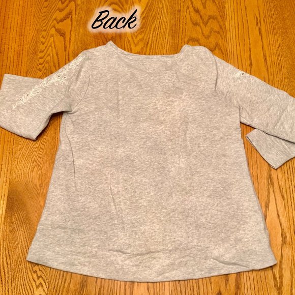 "LOFT" delicately decorated grey sweatshirt-like top, M - Picture 8 of 13